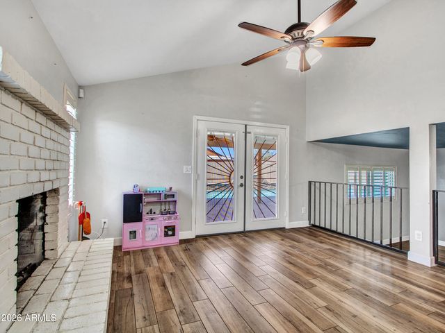 4758 W MCRAE Way, Glendale, AZ 85308
