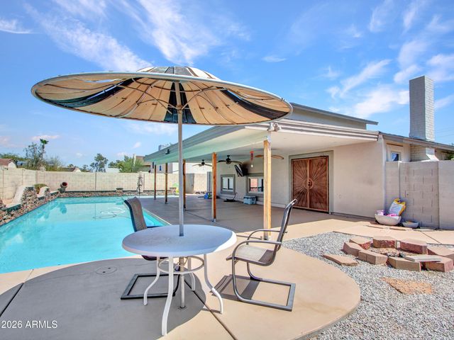 4758 W MCRAE Way, Glendale, AZ 85308