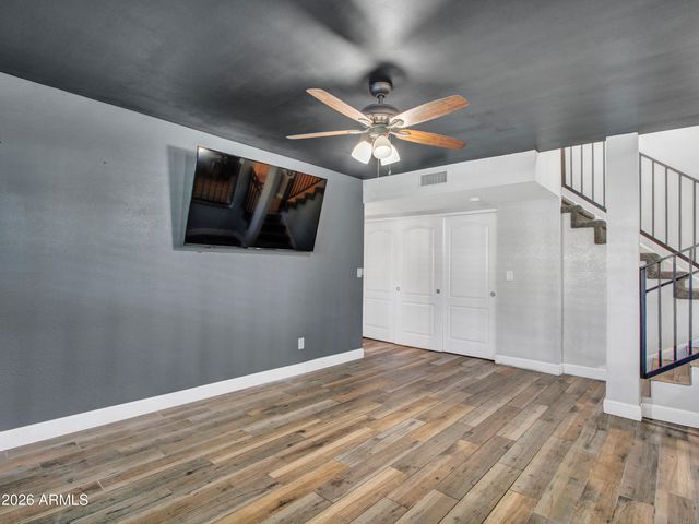 4758 W MCRAE Way, Glendale, AZ 85308
