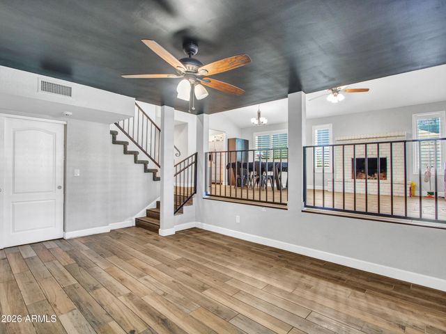 4758 W MCRAE Way, Glendale, AZ 85308