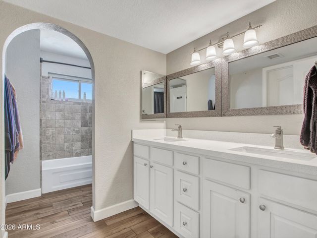 4758 W MCRAE Way, Glendale, AZ 85308