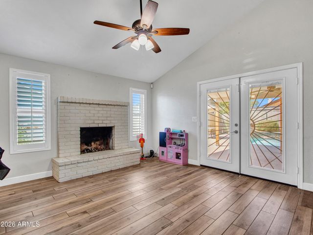 4758 W MCRAE Way, Glendale, AZ 85308