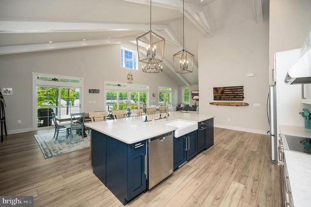107 PLANTATION DR, Locust Grove, VA 22508