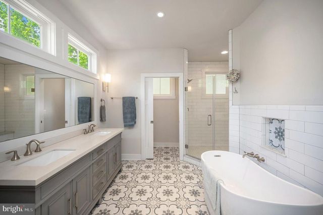 107 PLANTATION DR, Locust Grove, VA 22508