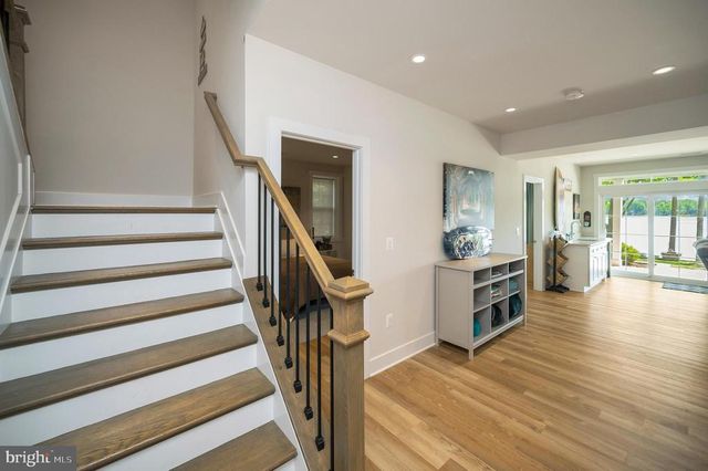 107 PLANTATION DR, Locust Grove, VA 22508