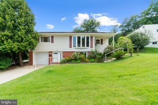 1 CORONET DR, Linthicum Heights, MD 21090