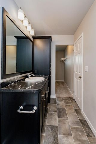 2626 36th Avenue S, Moorhead, MN 56560