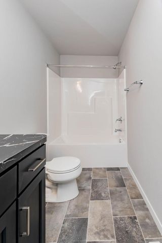 2626 36th Avenue S, Moorhead, MN 56560