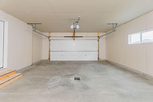 2626 36th Avenue S, Moorhead, MN 56560