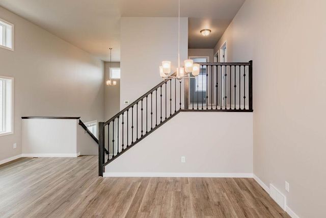 2626 36th Avenue S, Moorhead, MN 56560