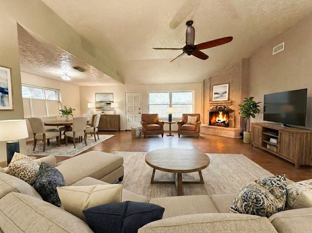 4831 Diehlwood Place, Spring, TX 77388