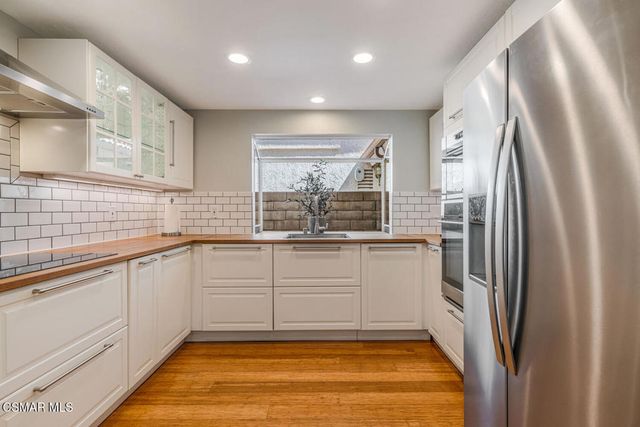 675 Overlook Road, Simi Valley, CA 93065