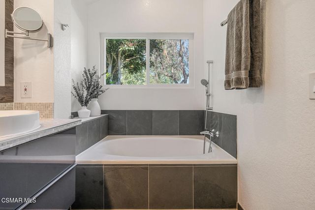 675 Overlook Road, Simi Valley, CA 93065