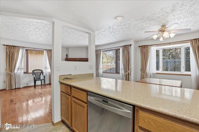 7631 Little Bend Circle, Anchorage, AK 99507