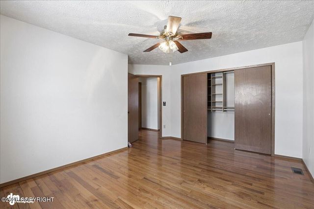 7631 Little Bend Circle, Anchorage, AK 99507