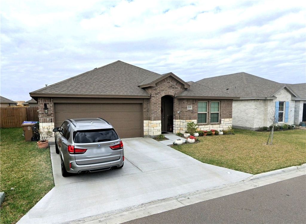 2705 Eltonne Gardens Dr, Corpus Christi, TX 78415