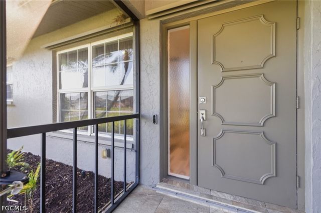 1926 SE 8th ST, Cape Coral, FL 33990