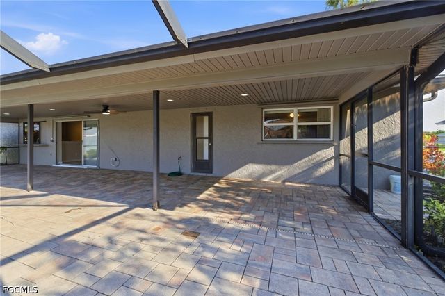 1926 SE 8th ST, Cape Coral, FL 33990