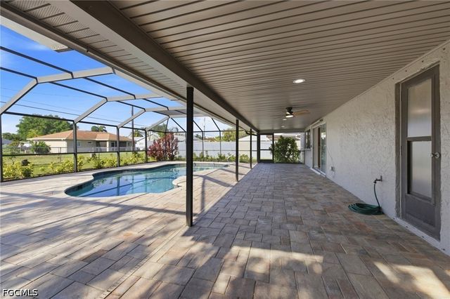 1926 SE 8th ST, Cape Coral, FL 33990