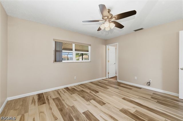 1926 SE 8th ST, Cape Coral, FL 33990