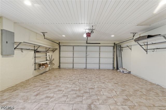 1926 SE 8th ST, Cape Coral, FL 33990