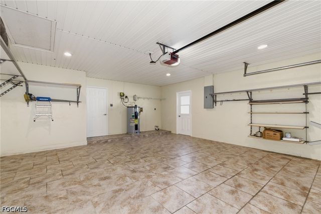 1926 SE 8th ST, Cape Coral, FL 33990