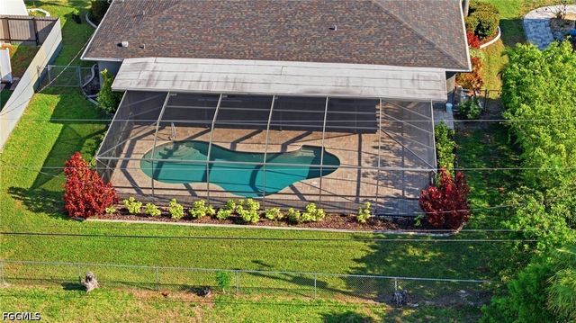 1926 SE 8th ST, Cape Coral, FL 33990