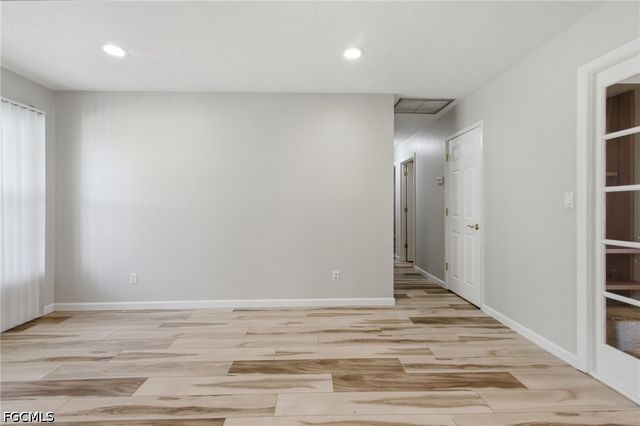 1926 SE 8th ST, Cape Coral, FL 33990