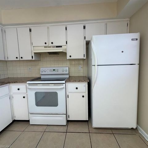 3509 SE 15th PL, Cape Coral, FL 33904