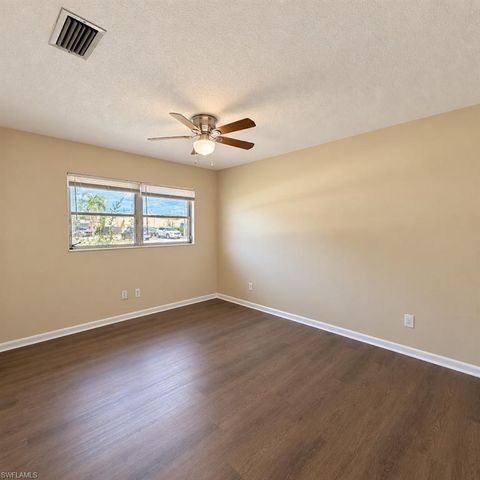 3509 SE 15th PL, Cape Coral, FL 33904
