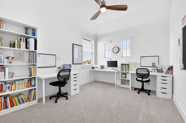 209 Basalt Lane, Reno, TX 76020