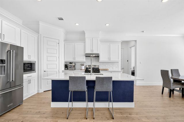 209 Basalt Lane, Reno, TX 76020