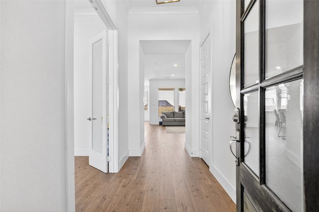 209 Basalt Lane, Reno, TX 76020