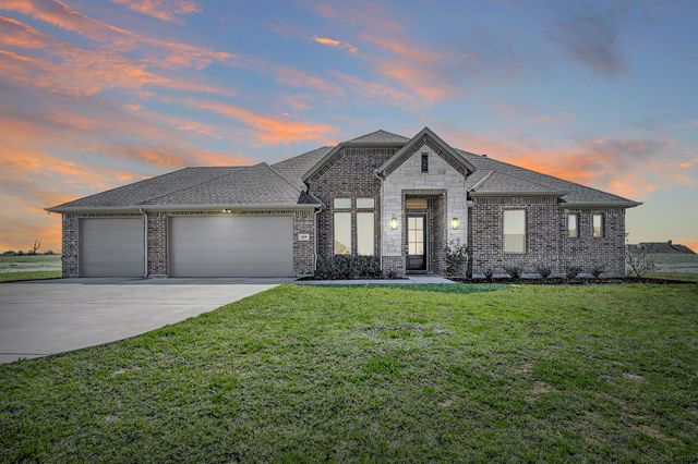 209 Basalt Lane, Reno, TX 76020
