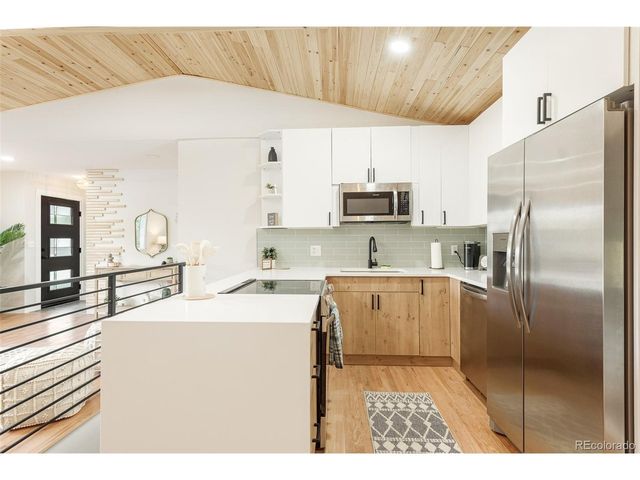 3243 Simms St, Wheat Ridge, CO 80033