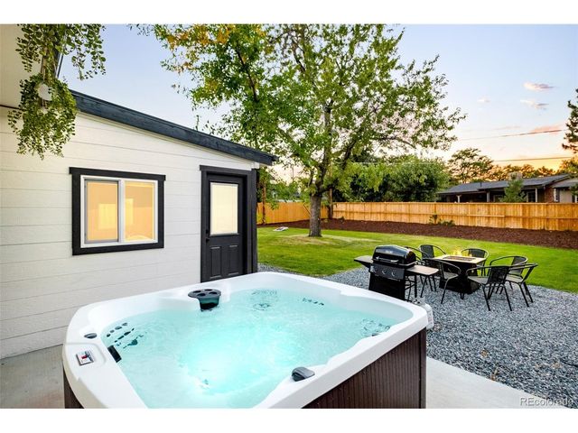 3243 Simms St, Wheat Ridge, CO 80033