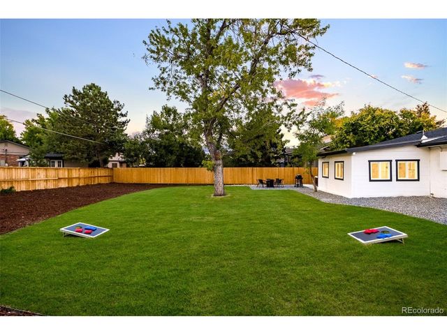 3243 Simms St, Wheat Ridge, CO 80033