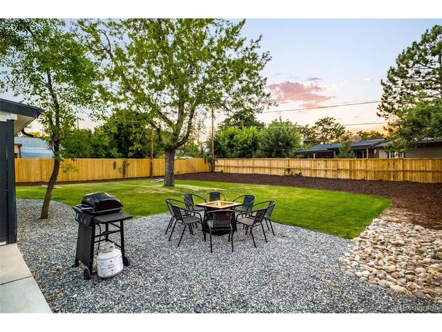 3243 Simms St, Wheat Ridge, CO 80033