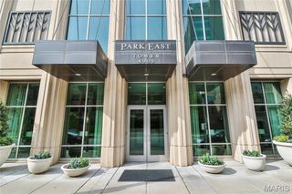 4909 Laclede Avenue 1902, St Louis, MO 63108