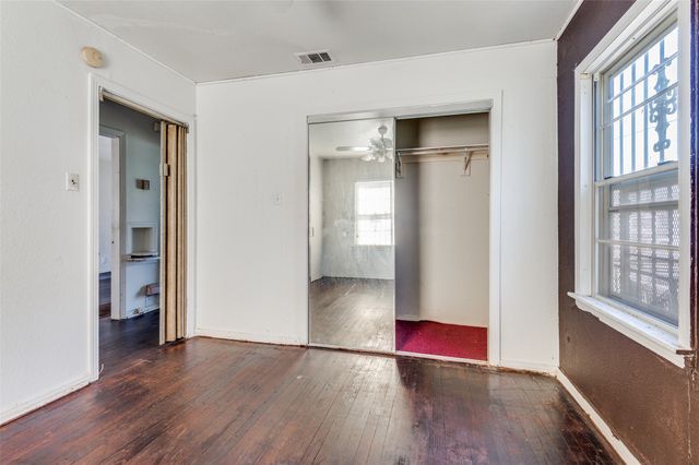 2218 Kathleen Avenue, Dallas, TX 75216