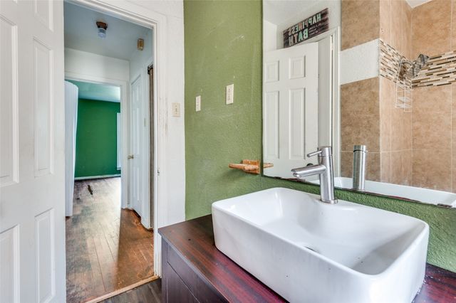 2218 Kathleen Avenue, Dallas, TX 75216