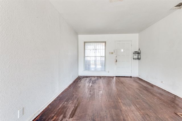 2218 Kathleen Avenue, Dallas, TX 75216