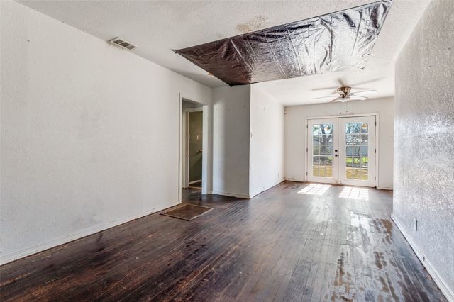 2218 Kathleen Avenue, Dallas, TX 75216