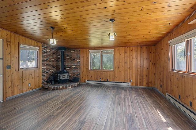 1235 E MURDOCK AVENUE, Oshkosh, WI 54901