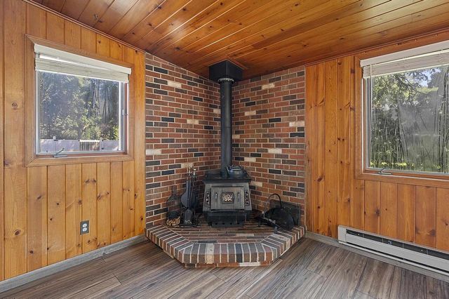 1235 E MURDOCK AVENUE, Oshkosh, WI 54901