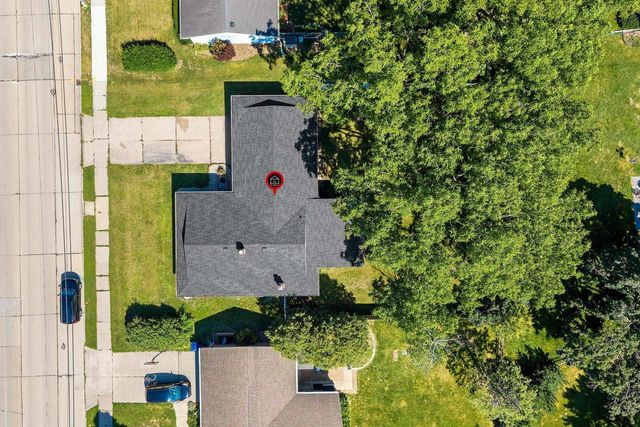 1235 E MURDOCK AVENUE, Oshkosh, WI 54901