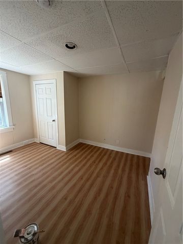 126 Washington Street 1, Warwick, RI 02888