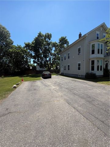 126 Washington Street 1, Warwick, RI 02888