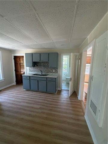 126 Washington Street 1, Warwick, RI 02888