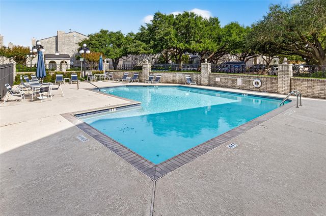 7395 Regency Square Court 7395, Houston, TX 77036